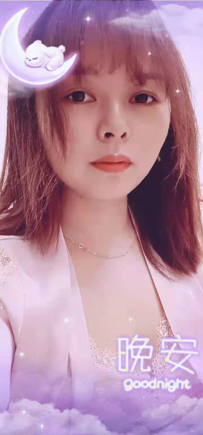 灵芝地铁站附近的水库妹